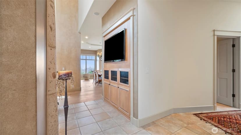 Property photo for 165804 W Snipes Rd, Grandview photo 4