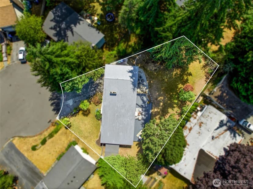 Property photo for 22022 78th Place W, Edmonds photo 39