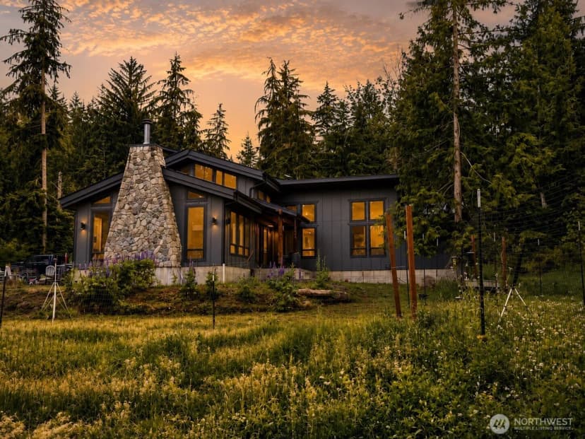 Property photo for 14886 Wilkeson Spiketon Road E, Wilkeson photo 34