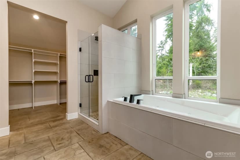 Property photo for 14886 Wilkeson Spiketon Road E, Wilkeson photo 20