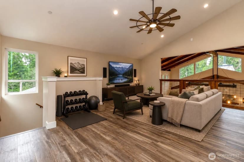 Property photo for 14886 Wilkeson Spiketon Road E, Wilkeson photo 16
