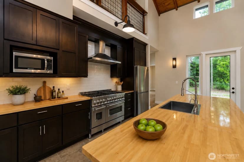 Property photo for 14886 Wilkeson Spiketon Road E, Wilkeson photo 15