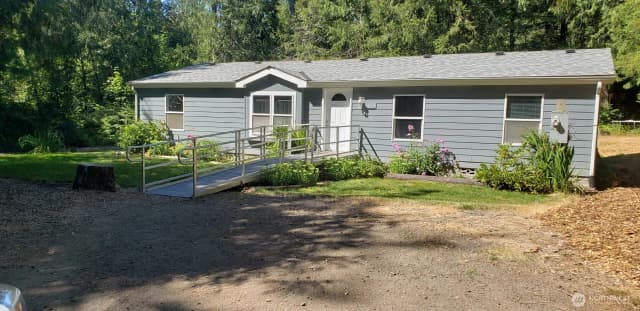 Property photo for 16119 Pollack Drive Nw, Lakebay photo 2