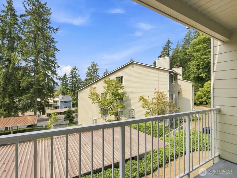 Property photo for 9484 Redmond-woodinville Road Ne #c204, Redmond photo 11
