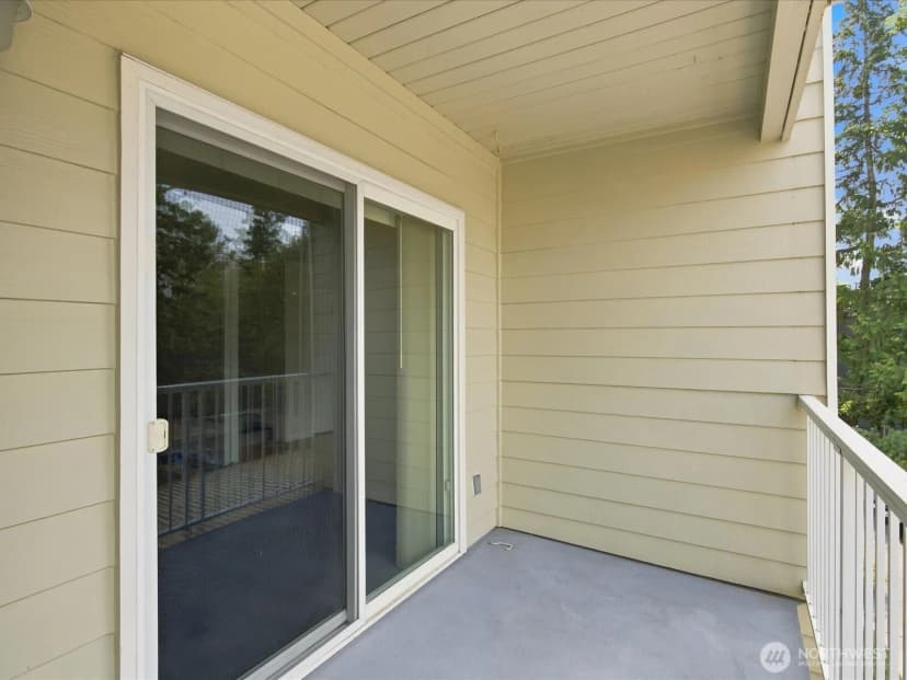 Property photo for 9484 Redmond-woodinville Road Ne #c204, Redmond photo 10