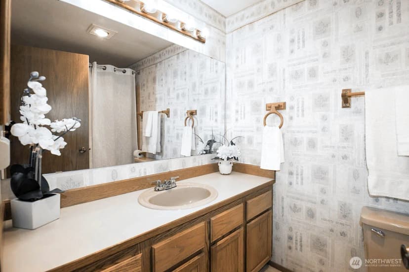 Property photo for 10610 4th Drive Se, Everett photo 13