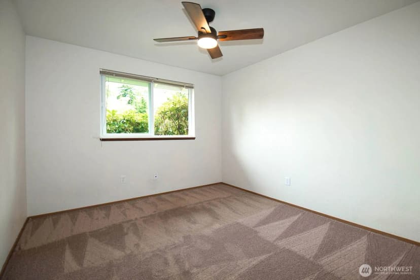Property photo for 10610 4th Drive Se, Everett photo 17