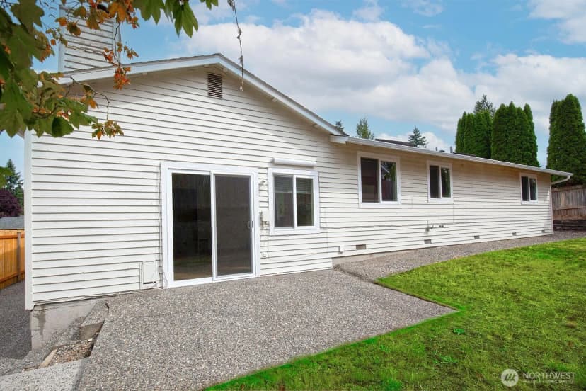 Property photo for 10610 4th Drive Se, Everett photo 18