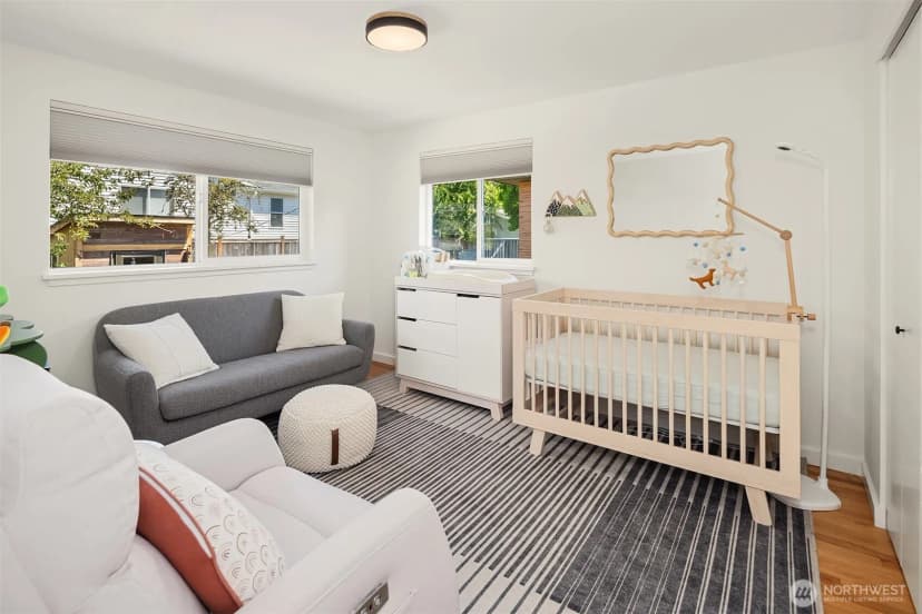 Property photo for 2502 Ne 68th Street, Seattle photo 19