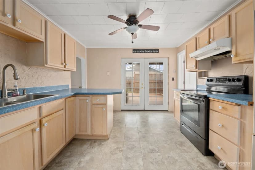 Property photo for 1720 2nd Street, Cosmopolis photo 13