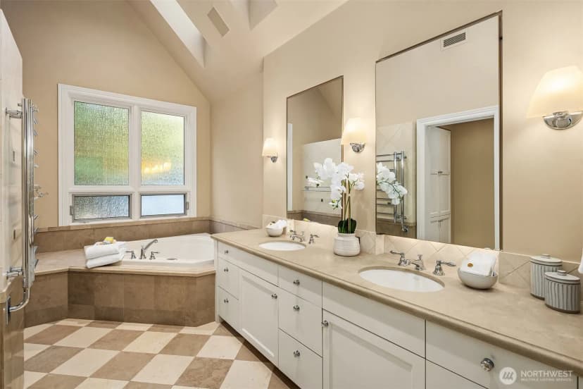 Property photo for 22119 Ne 140th Way, Woodinville photo 16
