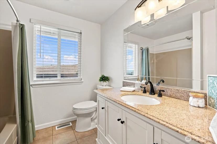 Property photo for 1104 N Fellows Drive, Yakima photo 8