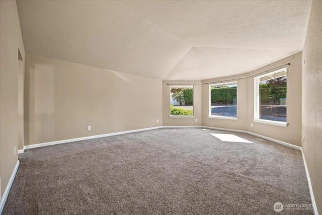 Property photo for 1104 N Fellows Drive, Yakima photo 5