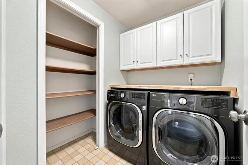 Property photo for 1104 N Fellows Drive, Yakima photo 10