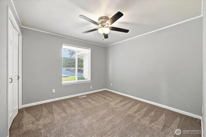 Property photo for 1104 N Fellows Drive, Yakima photo 9