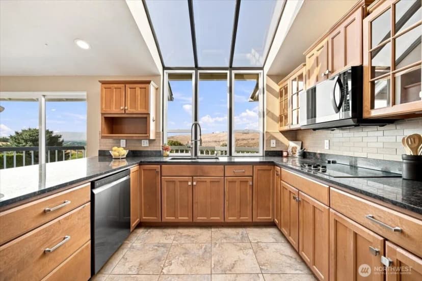 Property photo for 1104 N Fellows Drive, Yakima photo 19