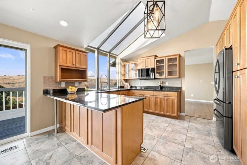 Property photo for 1104 N Fellows Drive, Yakima photo 21