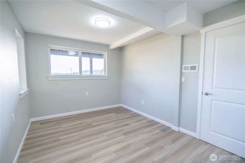 Property photo for 15210 Gibralter Road, Anacortes photo 18