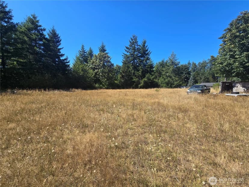 Property photo for 100 W Loganberry Court, Elma