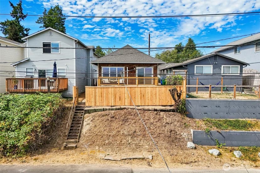 Property photo for 4205 34th Avenue S, Seattle photo 30