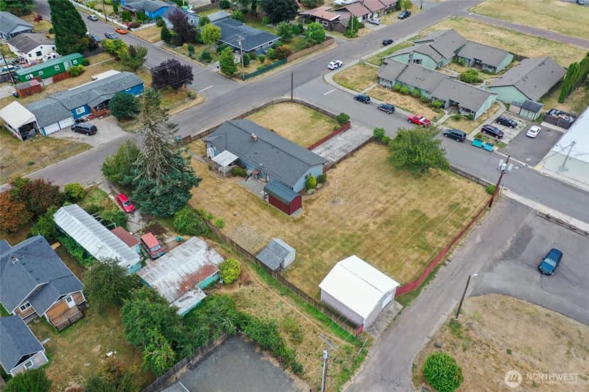 Property photo for 102 W Adams Avenue, Morton photo 37