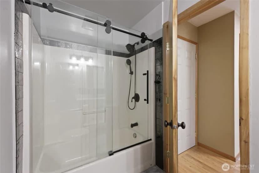 Property photo for 102 W Adams Avenue, Morton photo 16