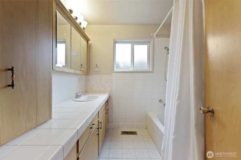 Property photo for 102 W Adams Avenue, Morton photo 20