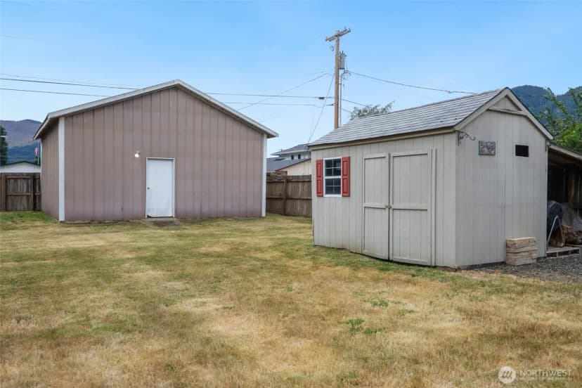 Property photo for 102 W Adams Avenue, Morton photo 32