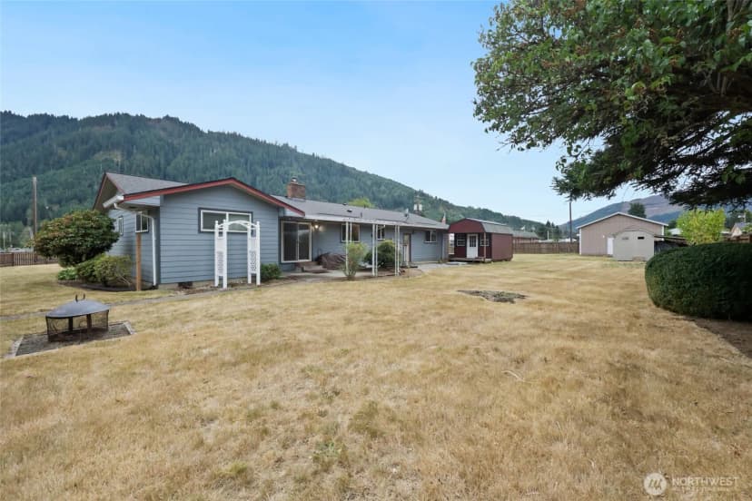 Property photo for 102 W Adams Avenue, Morton photo 29