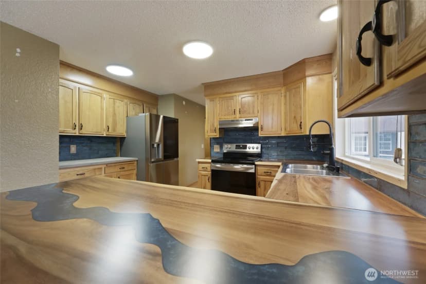 Property photo for 102 W Adams Avenue, Morton photo 9