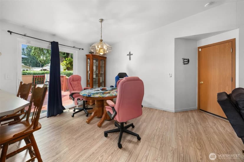 Property photo for 20608 116th Street Ct. E, Bonney Lake photo 6