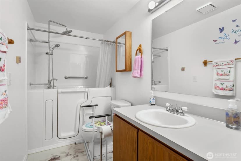 Property photo for 20608 116th Street Ct. E, Bonney Lake photo 18