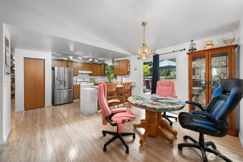 Property photo for 20608 116th Street Ct. E, Bonney Lake photo 7