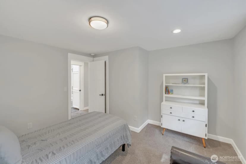 Property photo for 4417 Somerset Lane, Kent photo 28