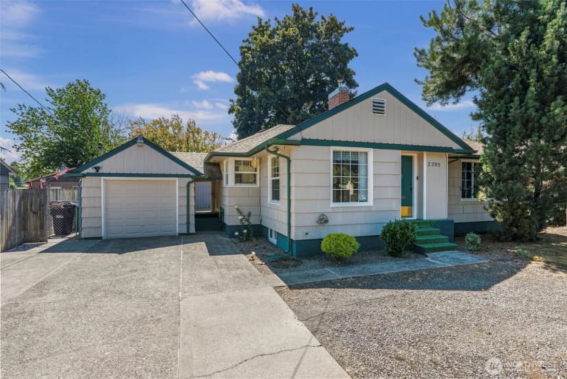 Property photo for 2205 Ocean Beach Highway, Longview