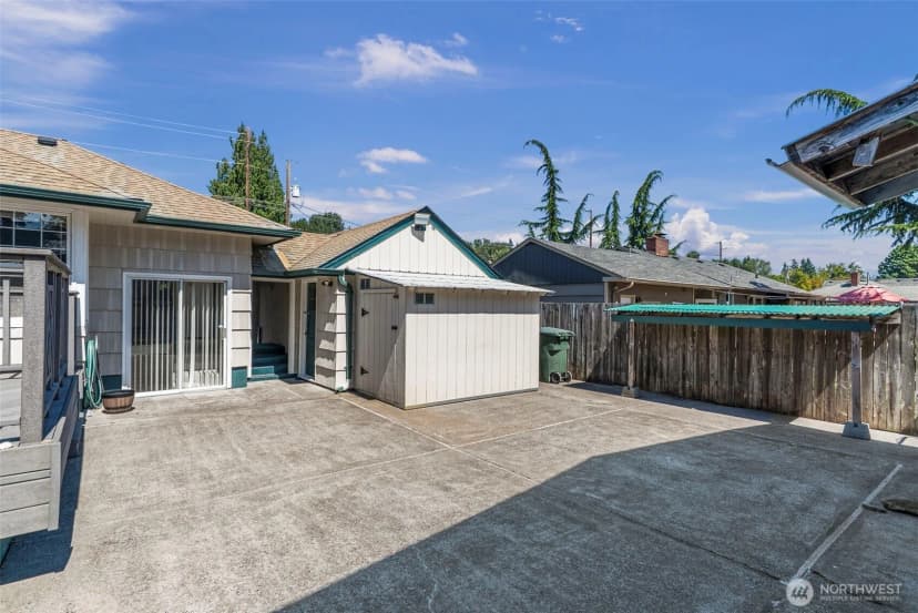 Property photo for 2205 Ocean Beach Highway, Longview photo 29