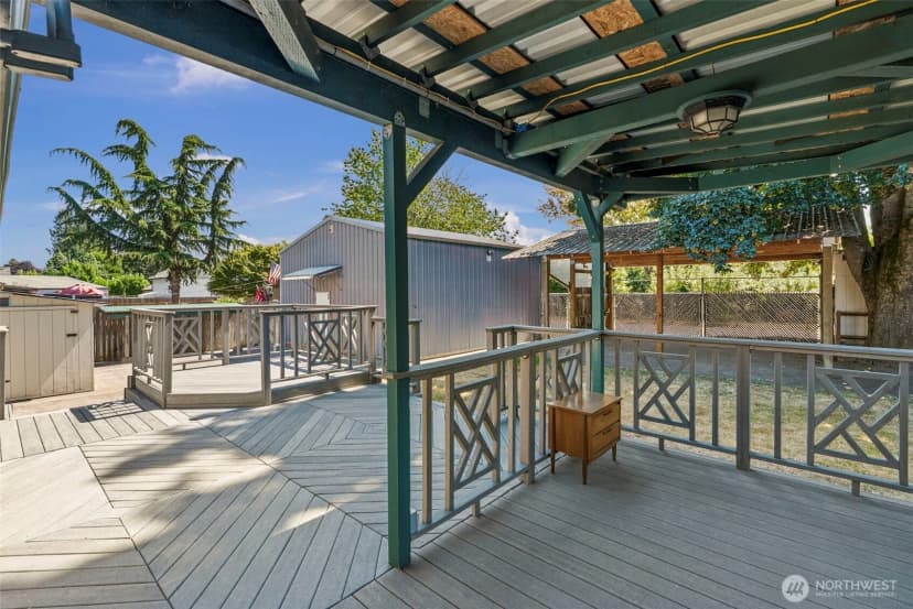 Property photo for 2205 Ocean Beach Highway, Longview photo 31
