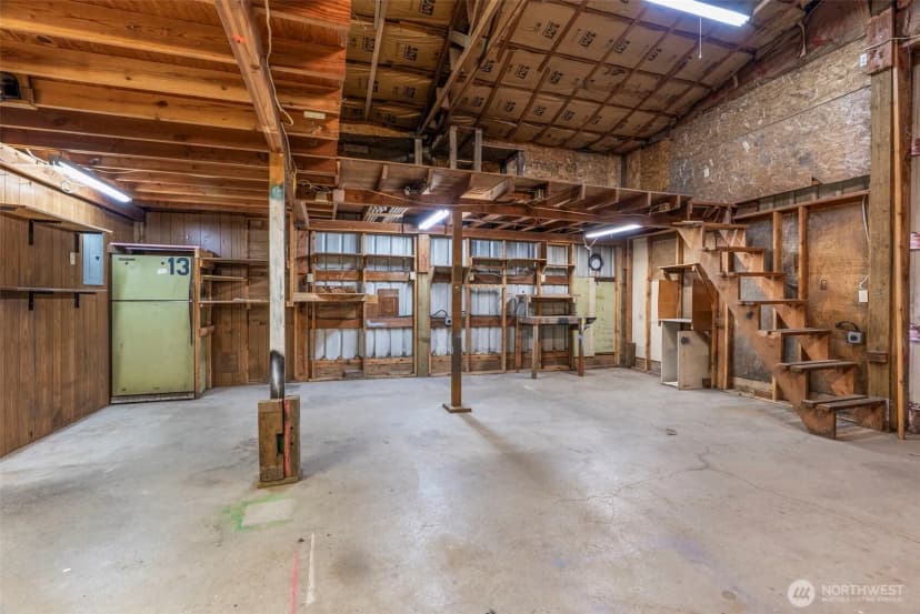Property photo for 2205 Ocean Beach Highway, Longview photo 33
