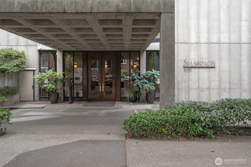 Property photo for 601 Belmont Avenue E #b2, Seattle photo 36