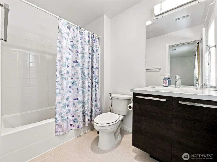 Property photo for 32976 Cedar Avenue Se, Black Diamond photo 30