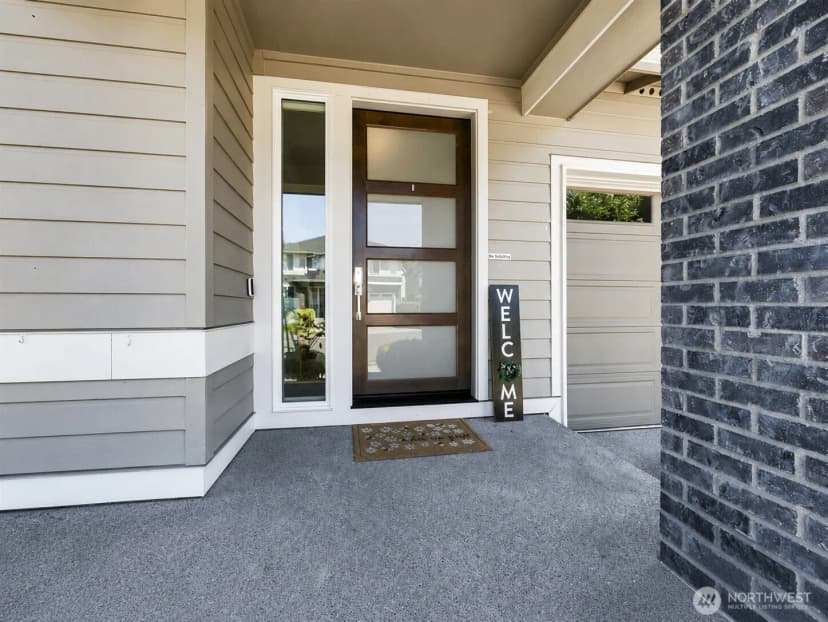 Property photo for 32976 Cedar Avenue Se, Black Diamond photo 8
