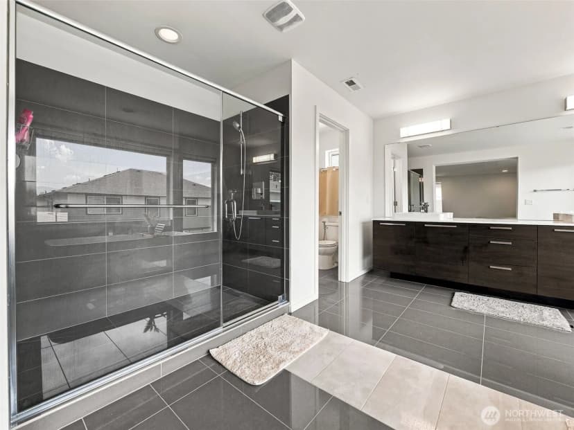 Property photo for 32976 Cedar Avenue Se, Black Diamond photo 24