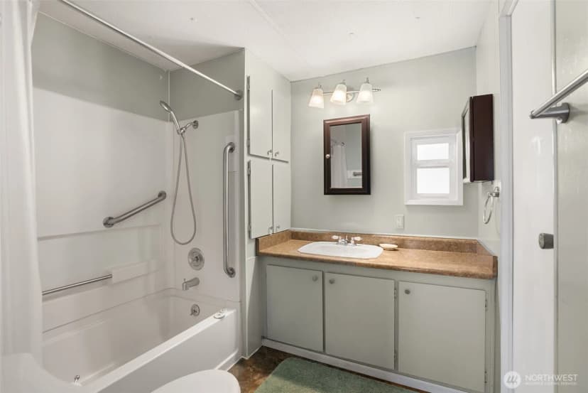 Property photo for 4707 Black Lake Belmore Road Sw #34, Olympia photo 14