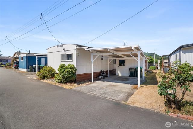 Property photo for 4707 Black Lake Belmore Road Sw #34, Olympia photo 3