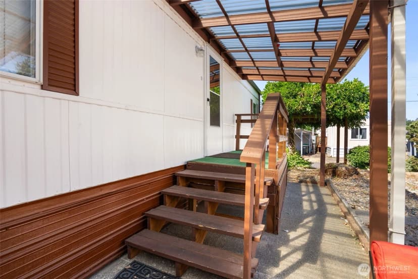 Property photo for 4707 Black Lake Belmore Road Sw #34, Olympia photo 5