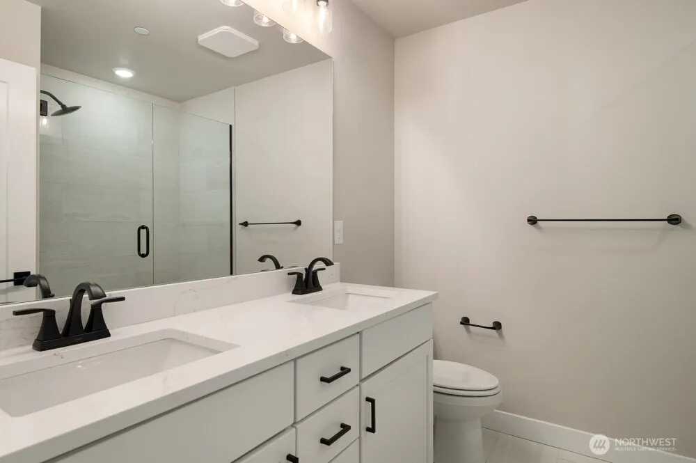 Property photo for 6611 S 128th Street, Seattle photo 17