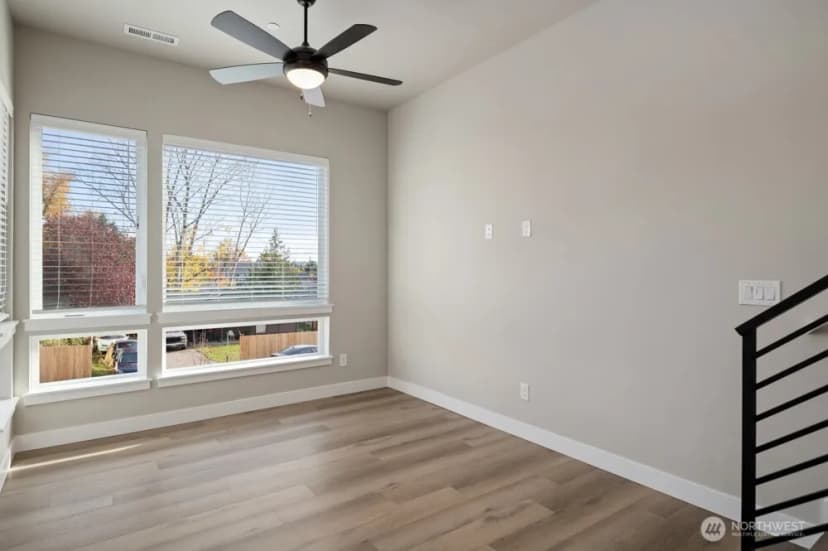 Property photo for 6611 S 128th Street, Seattle photo 11