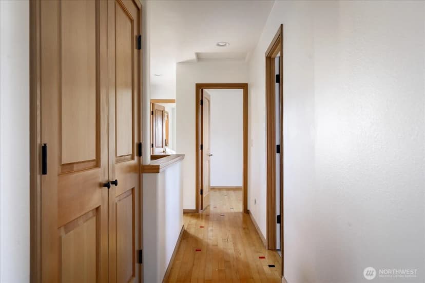 Property photo for 1002 Carl Avenue, Oak Harbor photo 15