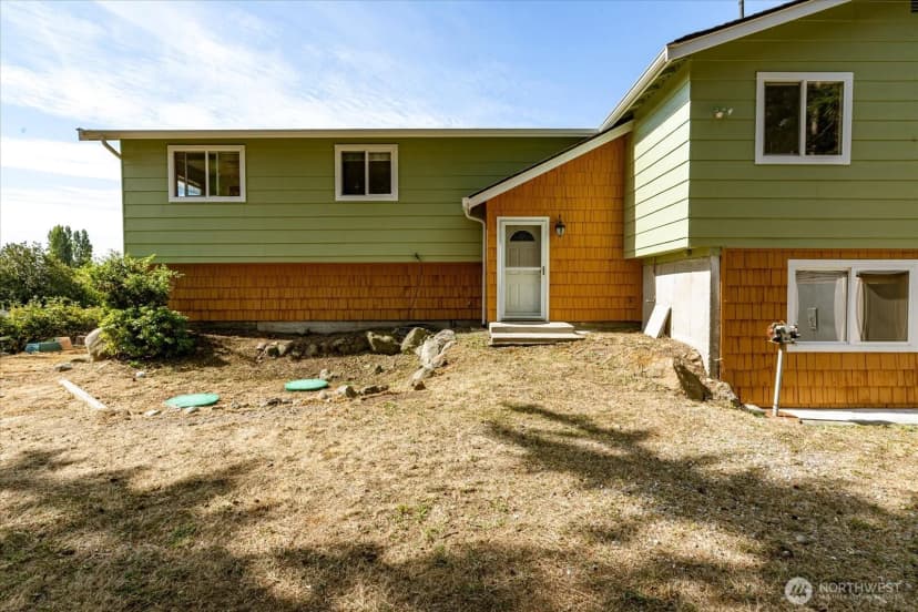 Property photo for 1002 Carl Avenue, Oak Harbor photo 28