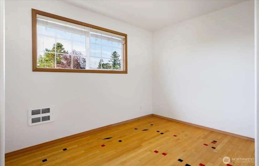 Property photo for 1002 Carl Avenue, Oak Harbor photo 18